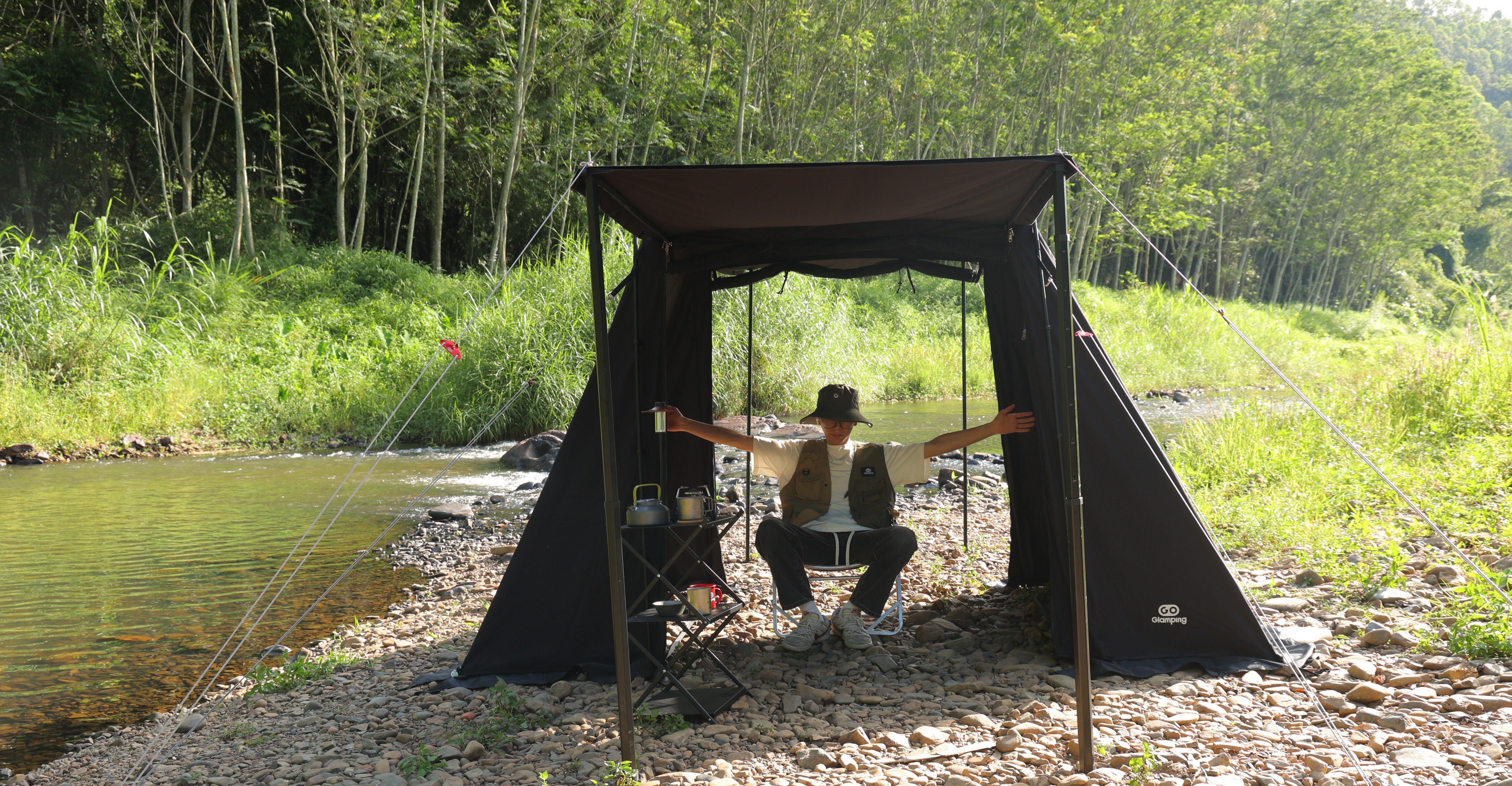 森の中に、小さな別荘を建てる。TCロッジテントの決定版。 – GOGlamping